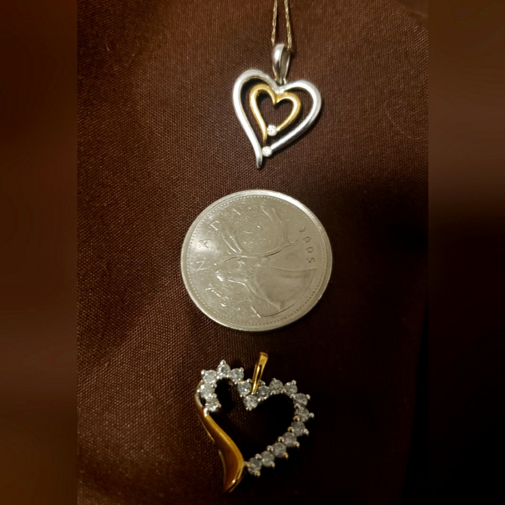 White/Yellow gold Chain & Pendant + additional Yellow Gold & Diamond Pendant 💎